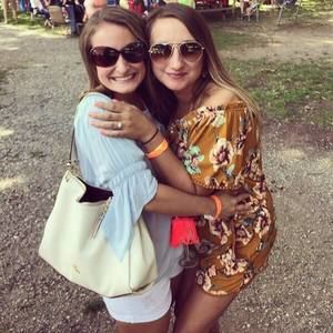 Meet your Posher, Chrissy